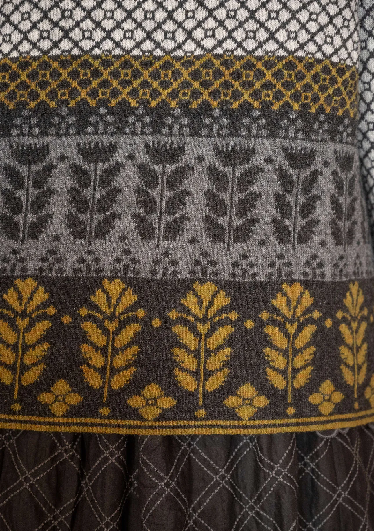 Gudrun Sjödén Strickjacke „Edda“ aus Recycling-Wollgemisch> Strickjacken